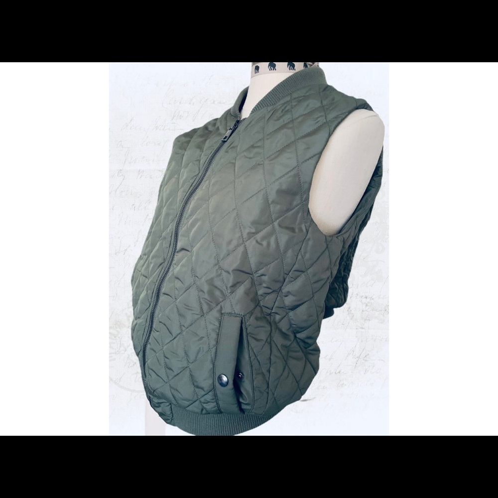 Banana Republic Quilted Vest Jacket